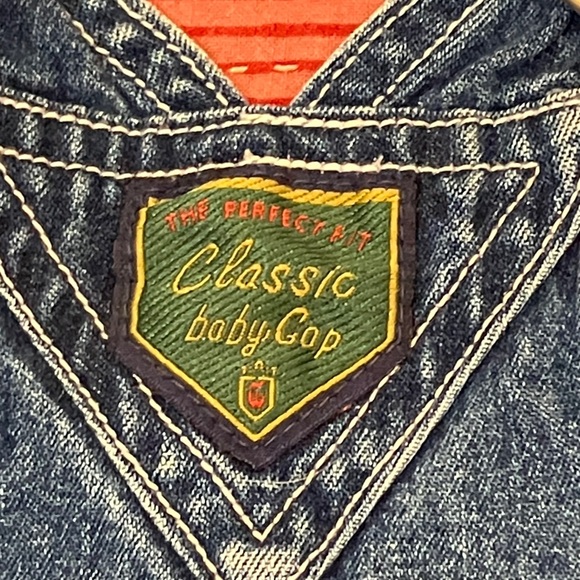 GAP toddler 18-24 months Denim Blue Kids jeans short Romper - Picture 4 of 16